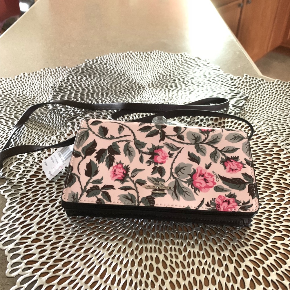 Coach purse - Picture 3 of 6